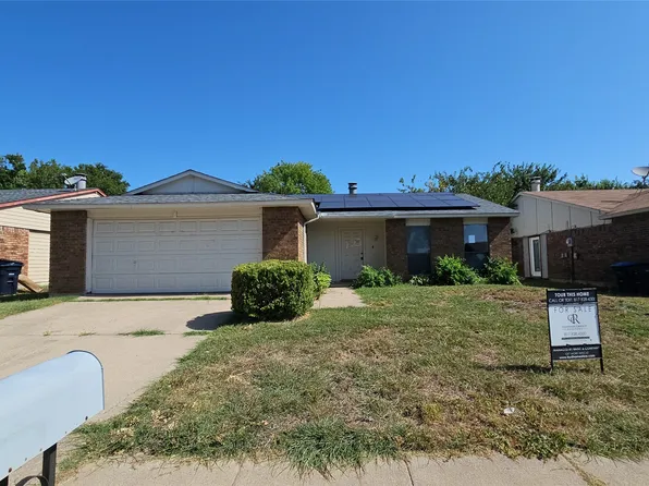 4005 Engleman St, Fort Worth, TX 76137