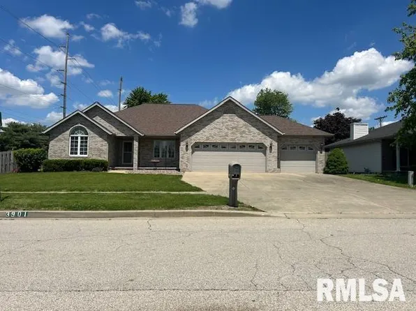 3901 Destiny Dr, Springfield, IL 62712