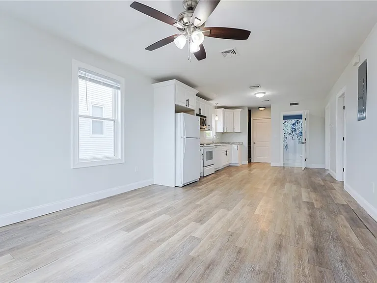 214 Silver Spring St #1 — Photo 10