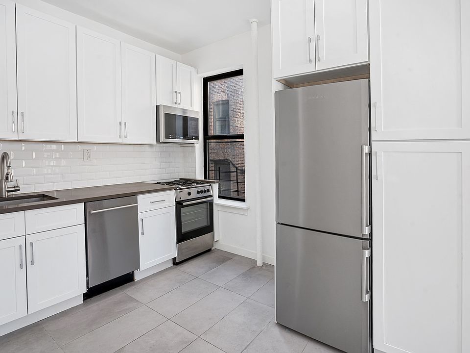 1st image of 248 Bainbridge St APT 3