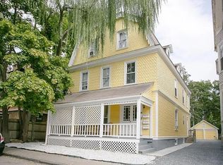 13 Lincoln St APT 1, Newport, RI 02840