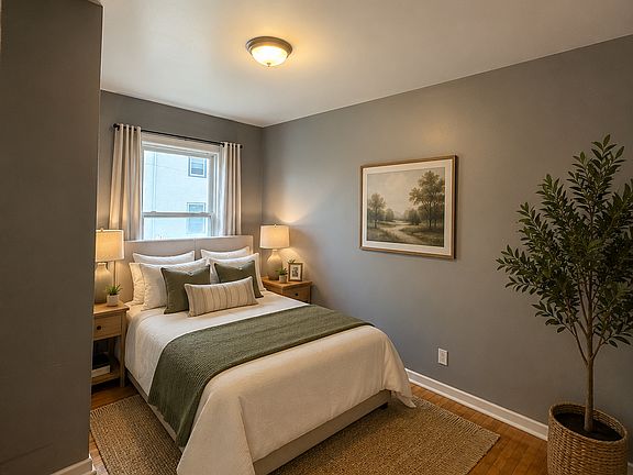2nd image of 2709 Blaisdell Ave APT 2