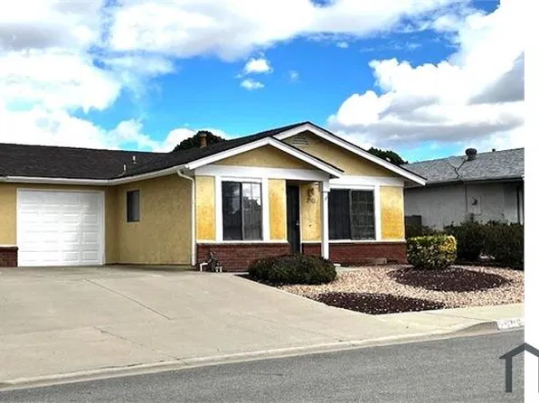 27312 Hacienda Dr, Menifee, CA 92586