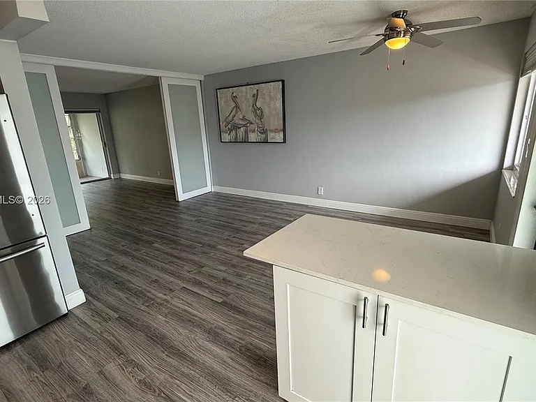 2115 NE 42nd Ct #206N — Photo 3