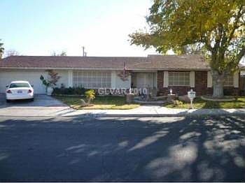 1st image of 4407 Parkchester Cir