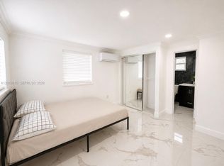 6049 SW 39th St, Hollywood, FL 33023