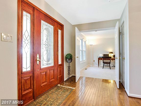 2nd image of 4933 Sweetbirch Dr