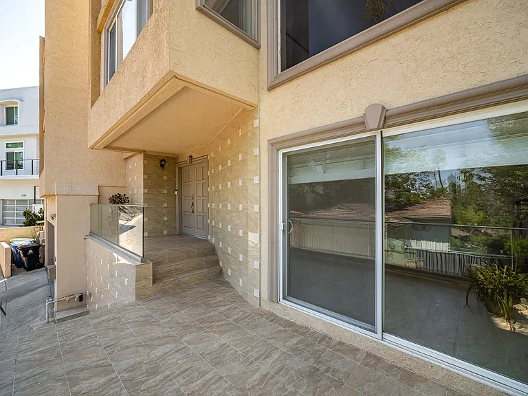 3751 Prestwick Dr — Photo 3