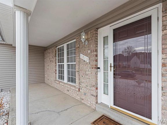 2nd image of 1812 Meadow Trails Dr