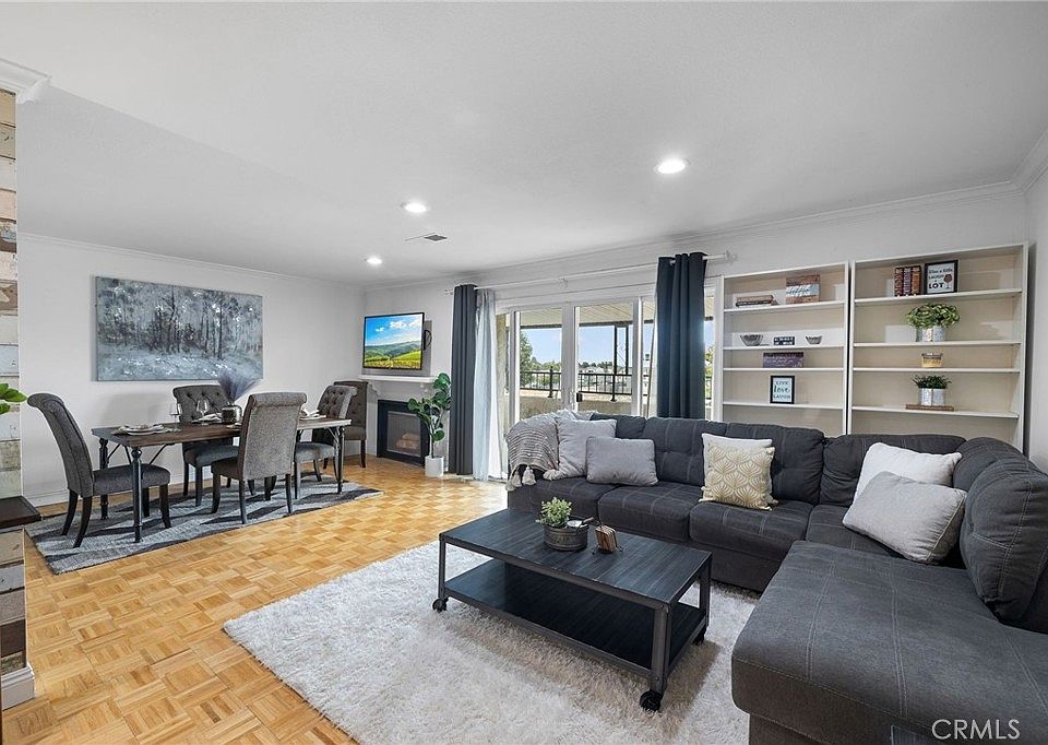 1st image of 1117 Rosecrans Ave #15A