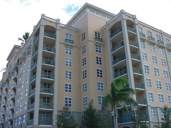 2nd image of 403 S Sapodilla Ave APT 615