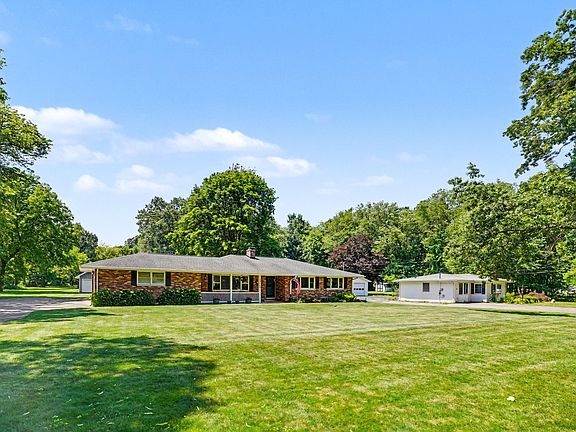 2nd image of 12869 Minges Rd S