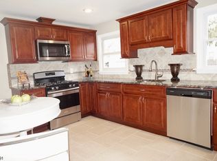 421 Pt 3 New York Ave, Elizabeth, NJ 07202