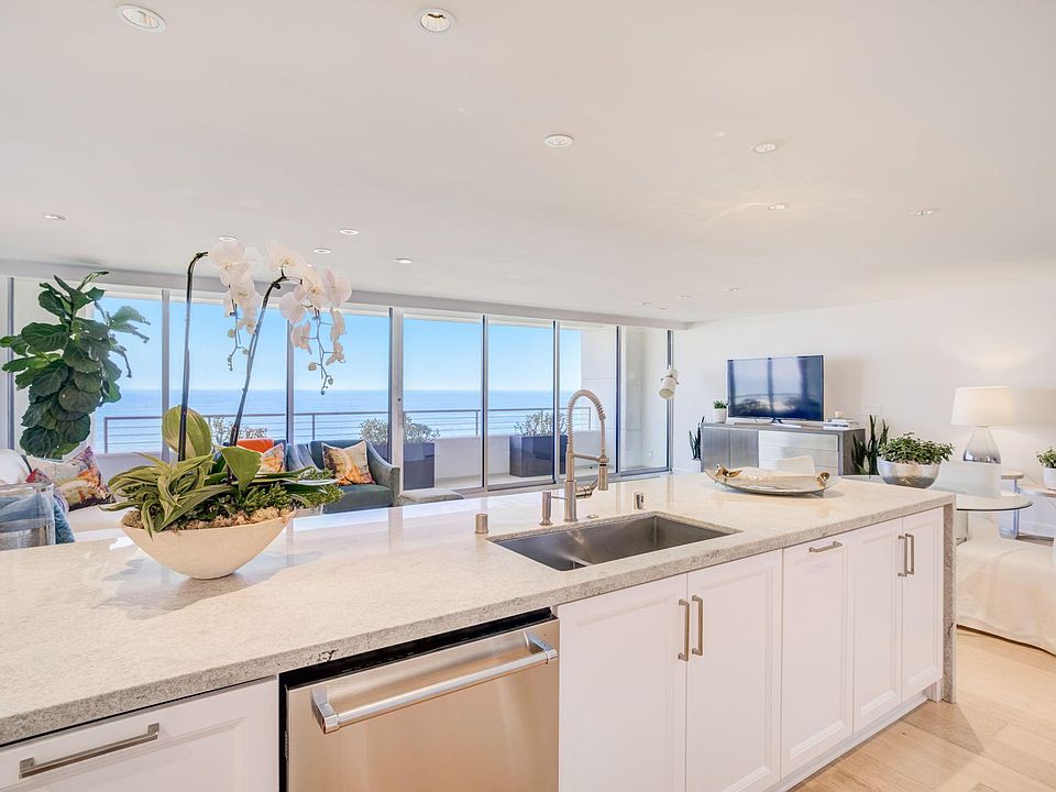 Open and airy kitchen