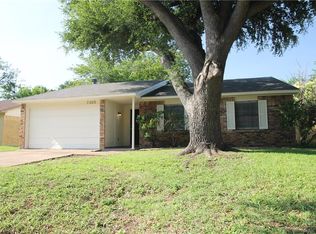 7305 Ashcrest Ln, Dallas, TX 75249