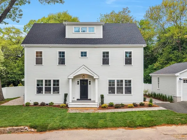 277 Brookline St #277, Needham, MA 02492