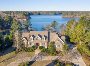 2090 Clearwater Dr, White Plains, GA 30678