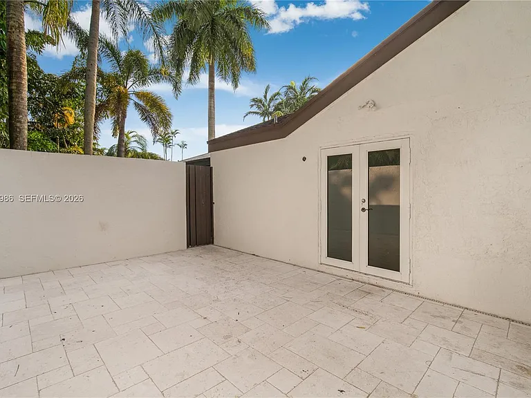 15250 SW 154th Ter #A — Photo 4