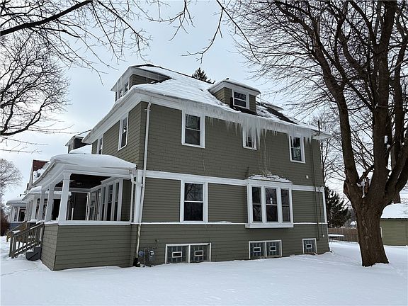 2nd image of 416 Augustine St