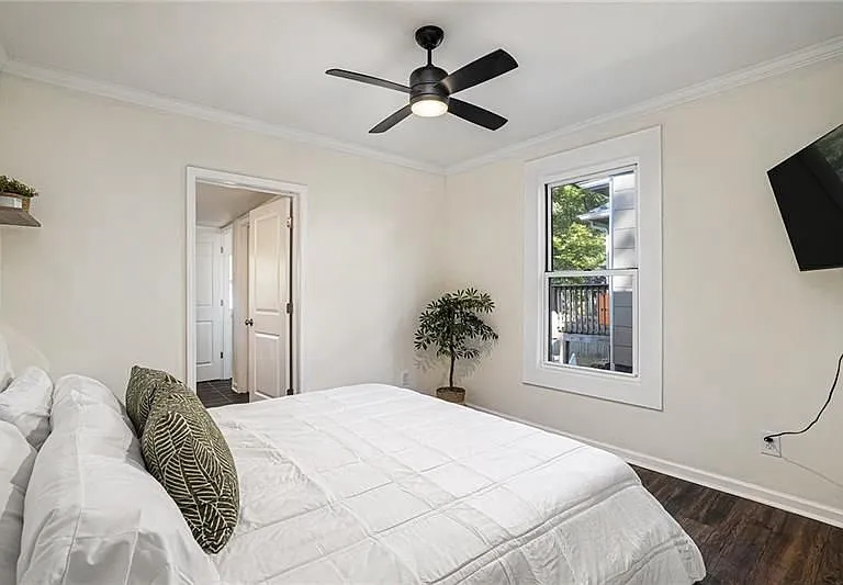 264 Wellington St SW — Photo 18