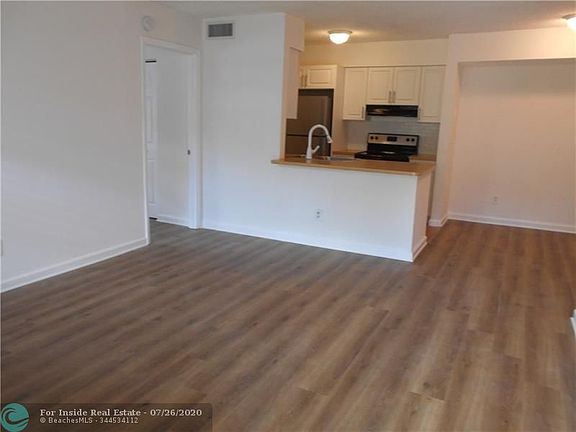 2nd image of 10436 NW 8th St #102