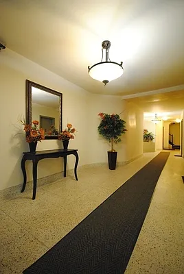 Rented by Bold New York | media 8