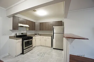 Rented by Rennit Inc.