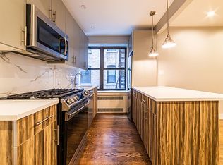 1525 Dorchester Rd #1R, Brooklyn, NY 11226