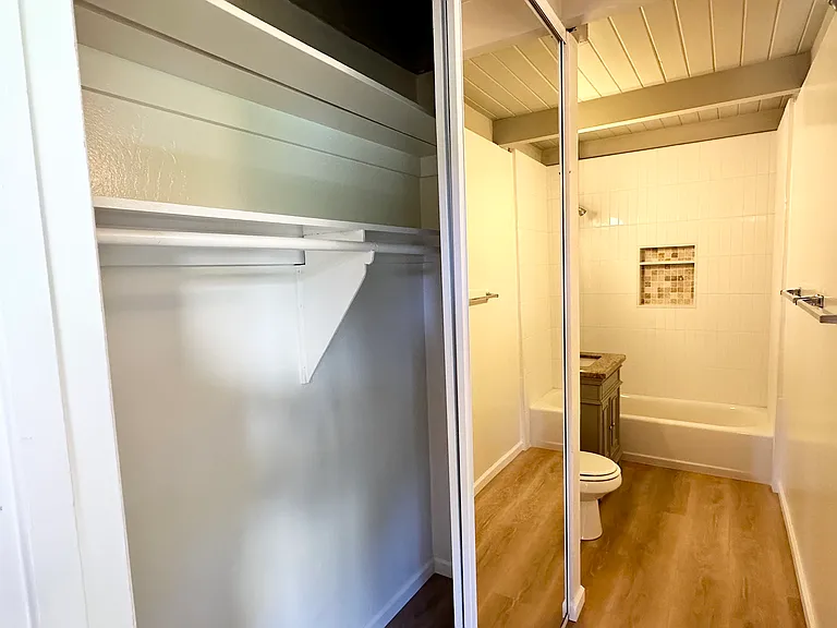 2100 Red Rose Way #26-T — Photo 11