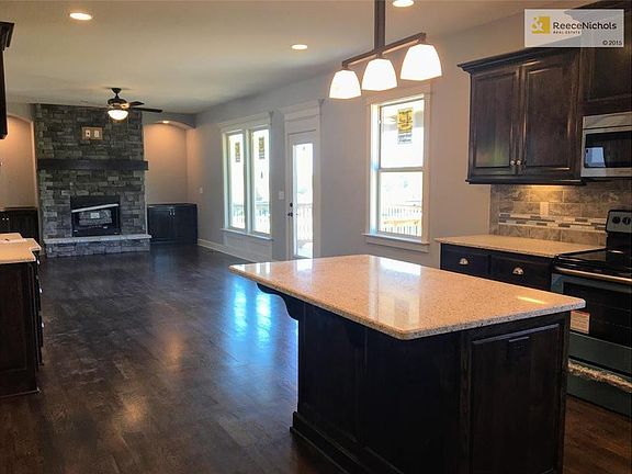 Outstanding Open Layout