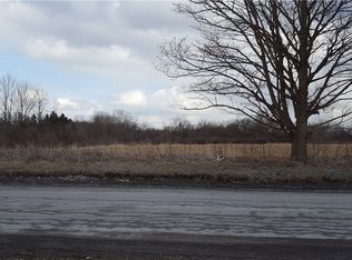 2 Nelson St APT 2, Cazenovia, NY 13035