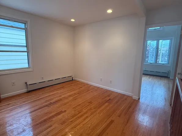 95-15 Pitkin Avenue image 17 of 26