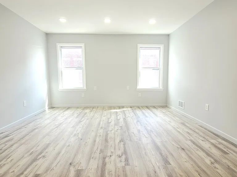 326 Sutton St #1A — Photo 14