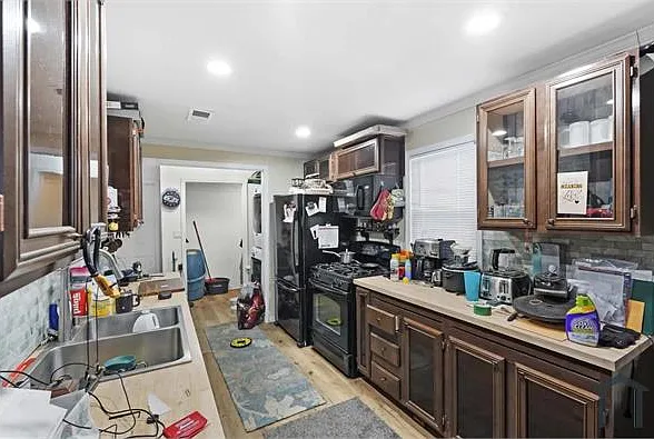5058 Georgia St — Photo 5