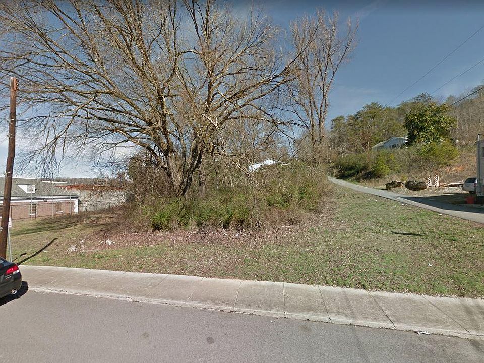 2nd image of 145 Race St