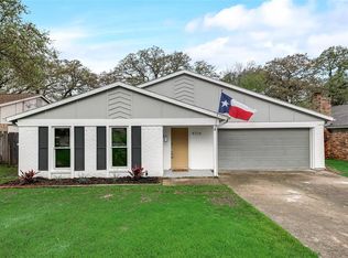 4714 Crest Dr, Arlington, TX 76017