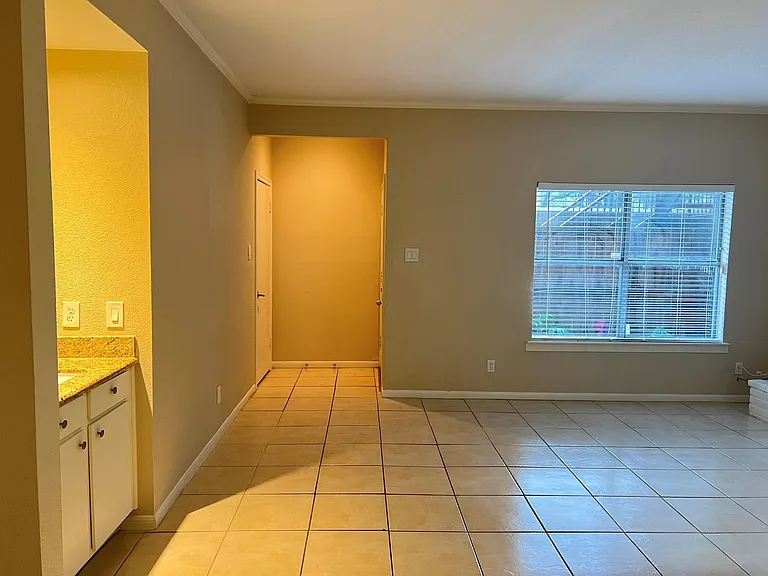 728 Bering Dr #9 — Photo 5