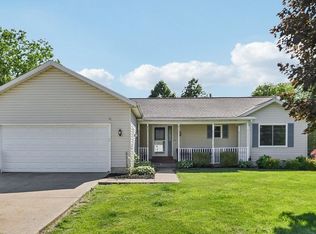 9180 Root Rd, North Ridgeville, OH 44039