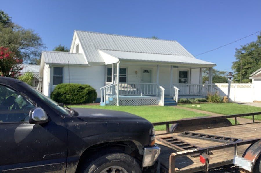 40 W Walnut St, Elberfeld, IN 47613 Zillow