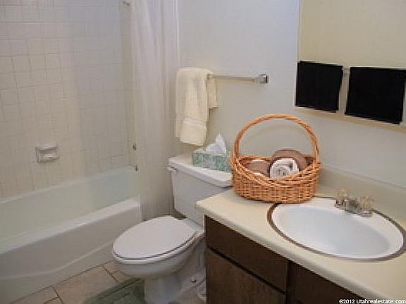 5th image of 207 S. 600 East #3G