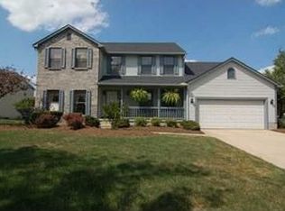 4695 Clayburn Dr E, Grove City, OH 43123