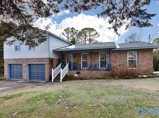 6323 Creighton Ave NW, Huntsville, AL 35810