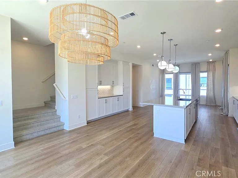 2245 Skylar Pl — Photo 5