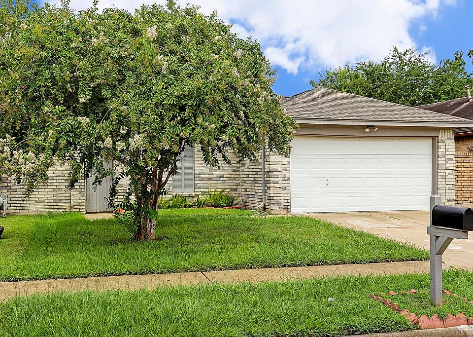 1st image of 10730 Staghill Dr