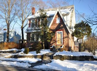 24 Baker Ave, Lexington, MA 02421