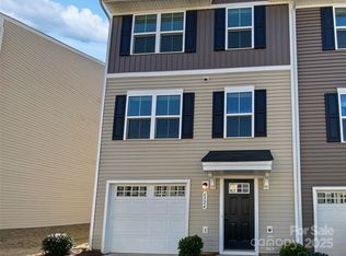 6324 Cutwater Cir, Charlotte, NC 28269
