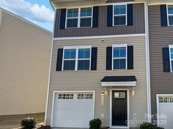 6324 Cutwater Cir, Charlotte, NC 28269