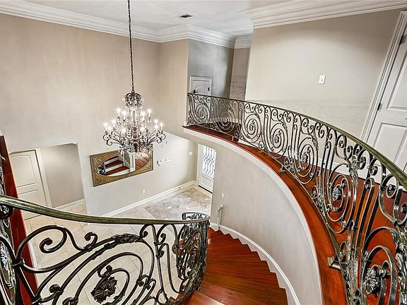5th image of 4804 Cleveland Pl