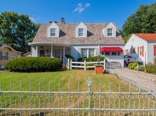 1215 E University St, Springfield, MO 65804