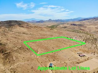 4058 Desert Moon Rd, Pioneertown, CA 92268